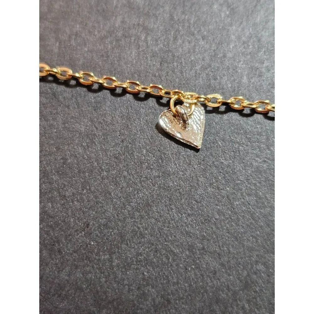 Gold tone heart bracelet 6-8